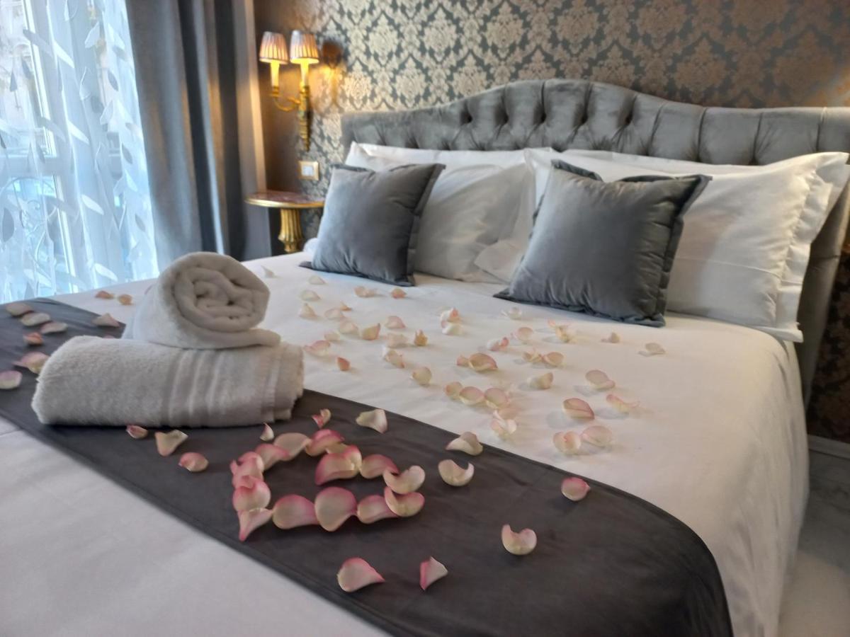 Dorotea Rooms Torino Centro Zewnętrze zdjęcie